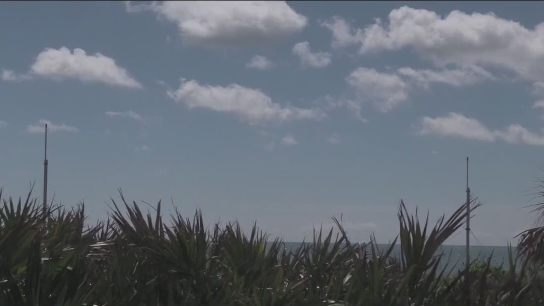 Metal poles popping up along Florida beaches are conducting research
