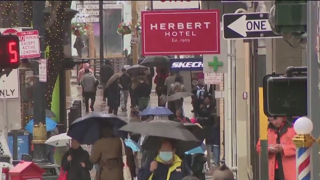 Bay Area rain takes some by surprise, others take it in stride