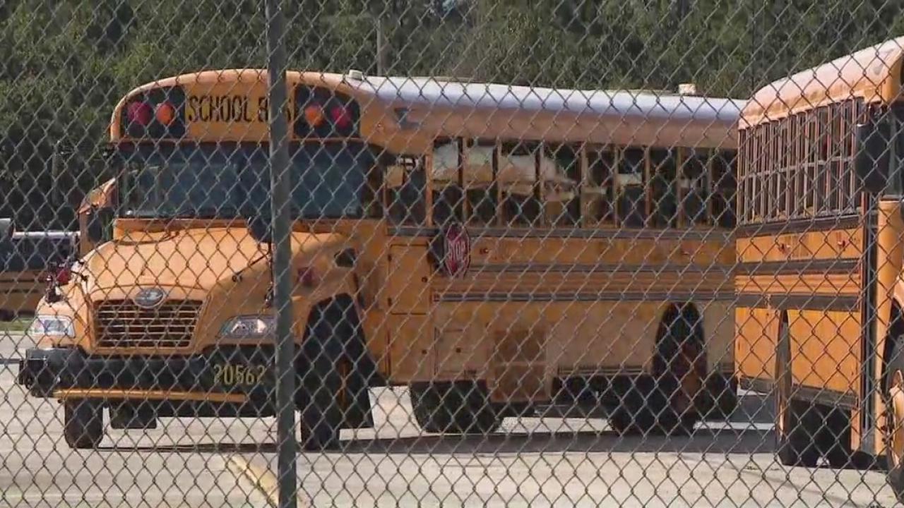 Florida parent claims students waiting more than an hour for bus