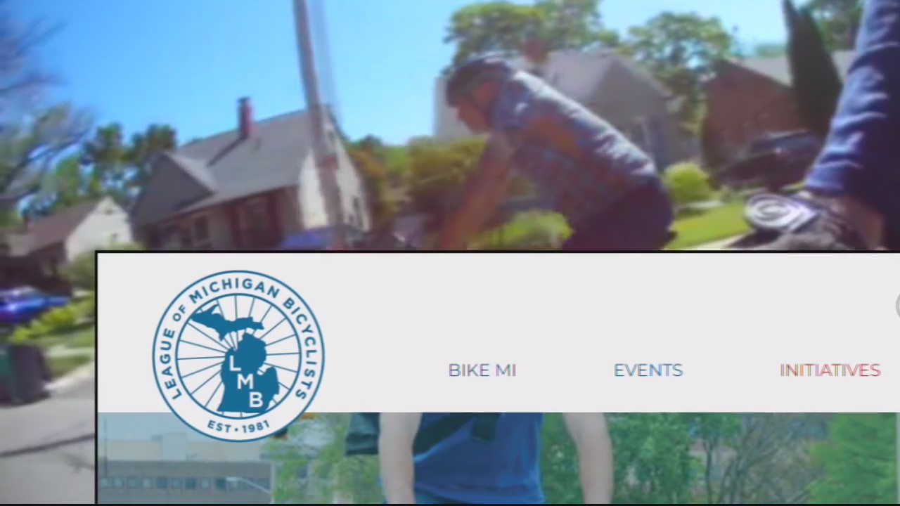 Bicyclist rights advocates push for hands-free law for drivers