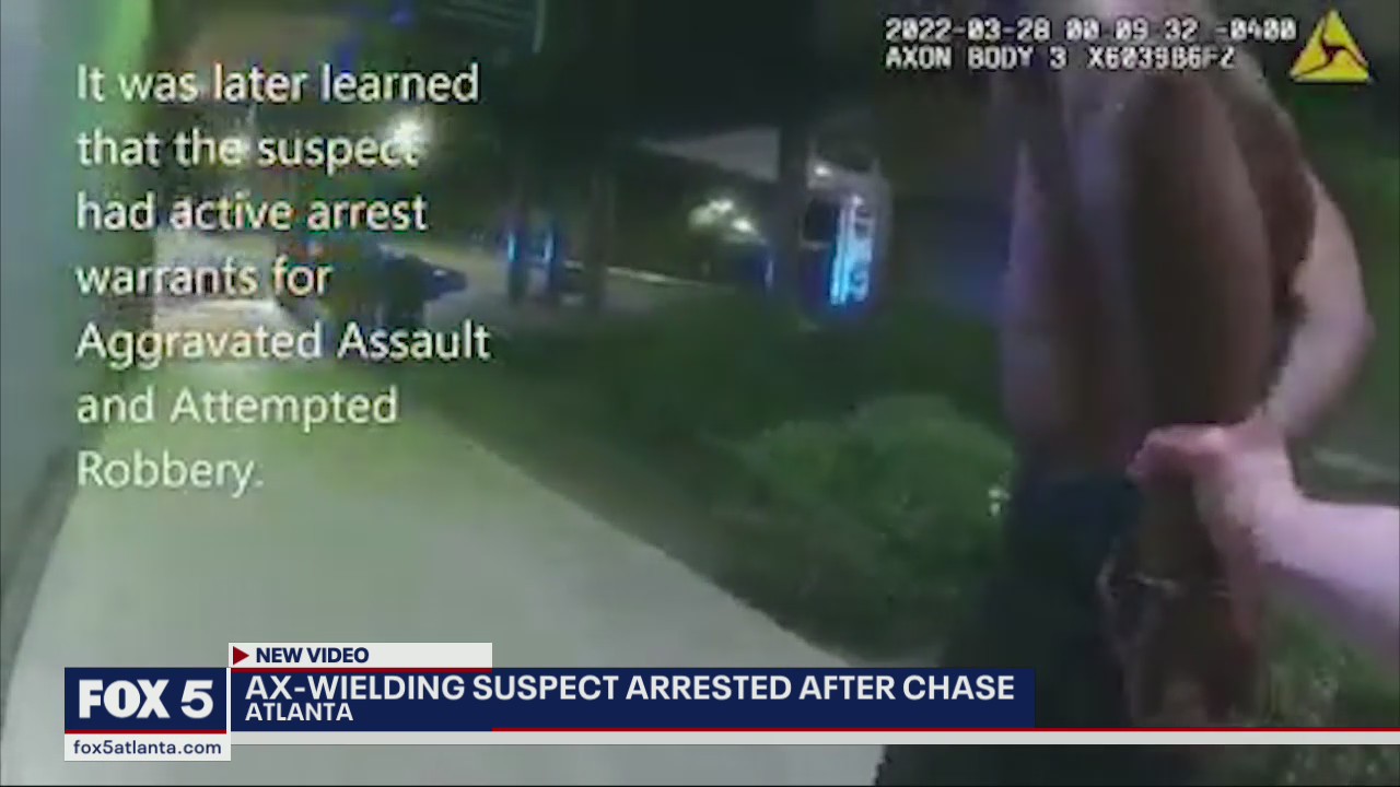 Man armed with two axes arrested in Atlanta