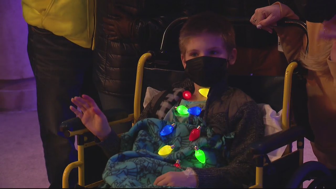 Mott Children's Hospital brings the holiday cheer to its young patients