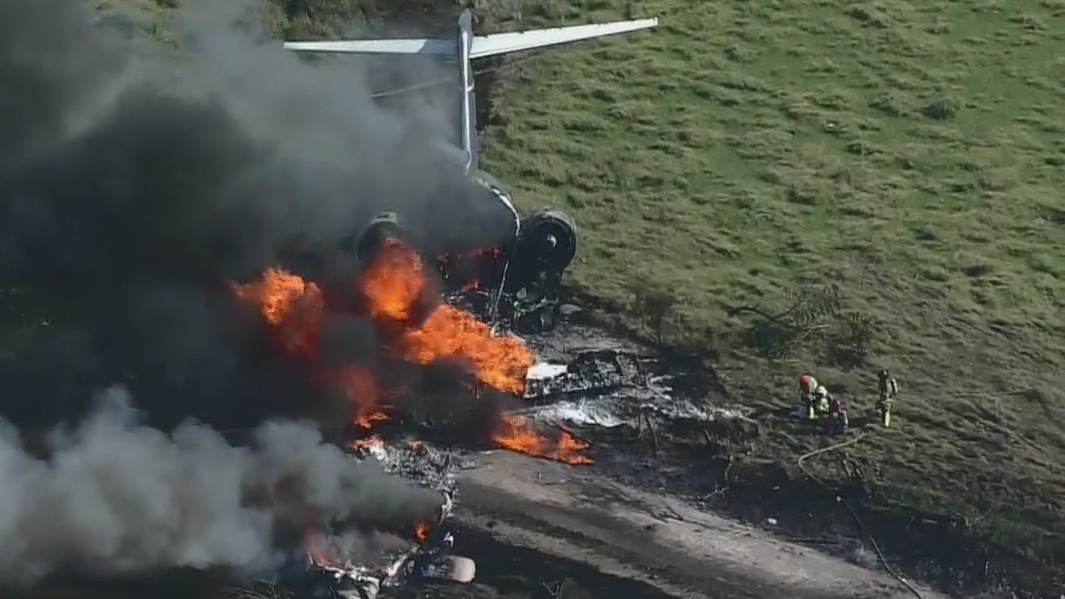 No fatalities reported in fiery plane crash in Waller Co.