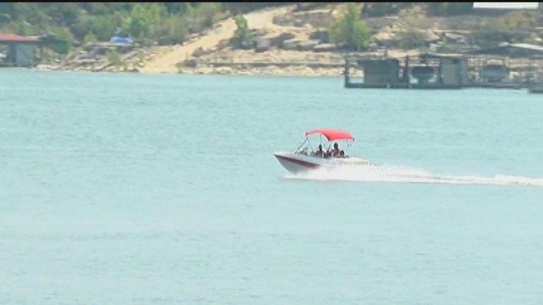 Learn about water safety with your kids before going swimming