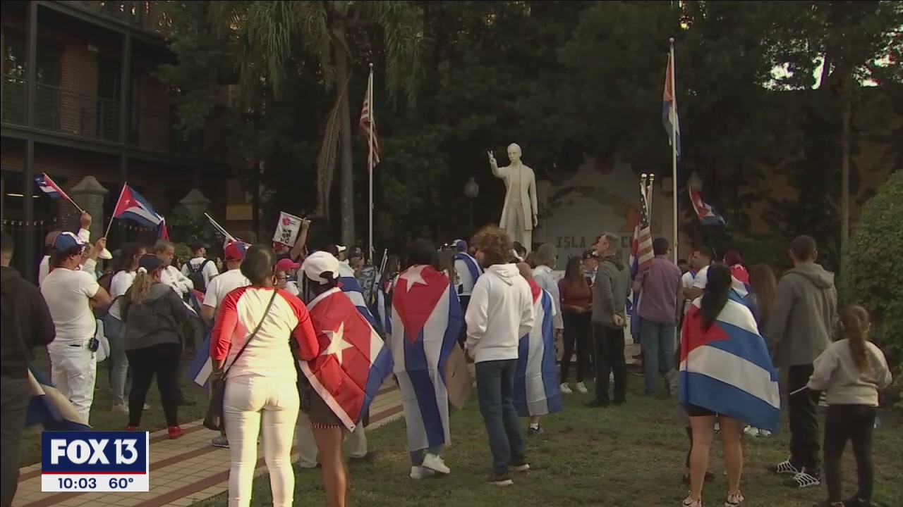 Demonstrators show support for Cuban freedom