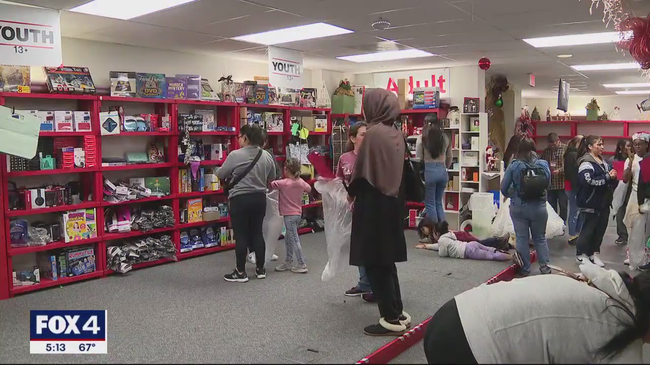 Mission Arlington’s Christmas store giveaway