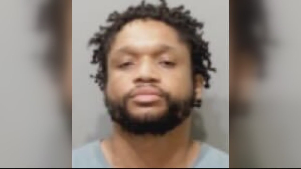 Suspect in Detroit mass shooting ordered fo rmental health exam