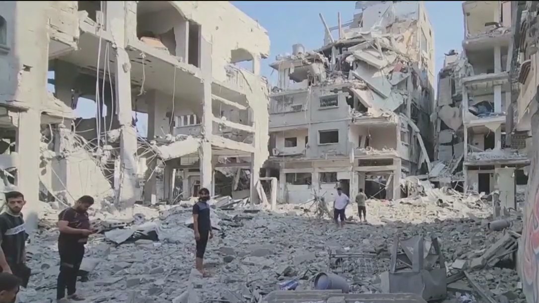 Israel-Hamas war: Death toll over 2,400