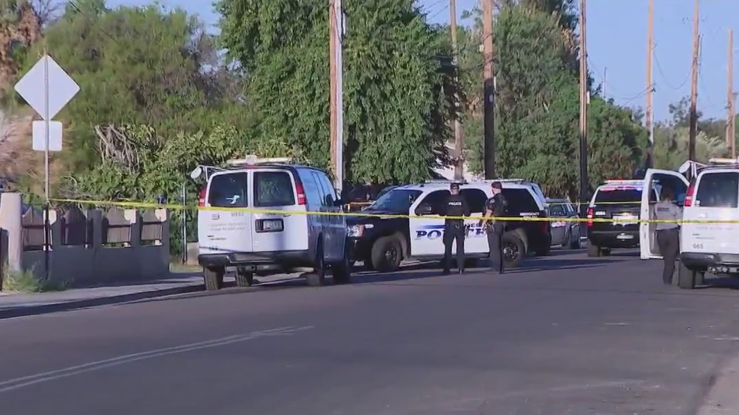 Armed burglary suspect shot, killed in Mesa