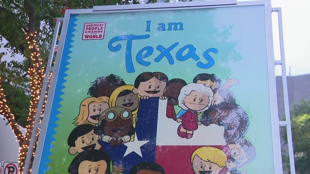 Record-holding largest published book at H-E-B Thanksgiving Day Parade in Houston