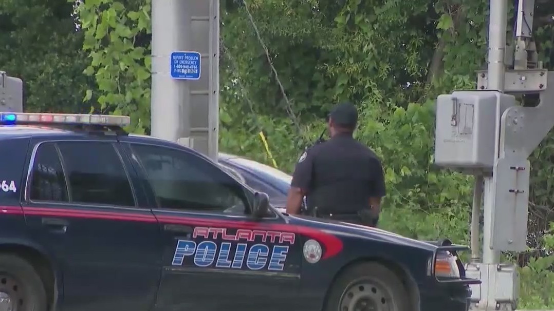 Atlanta police receive elite leadership training