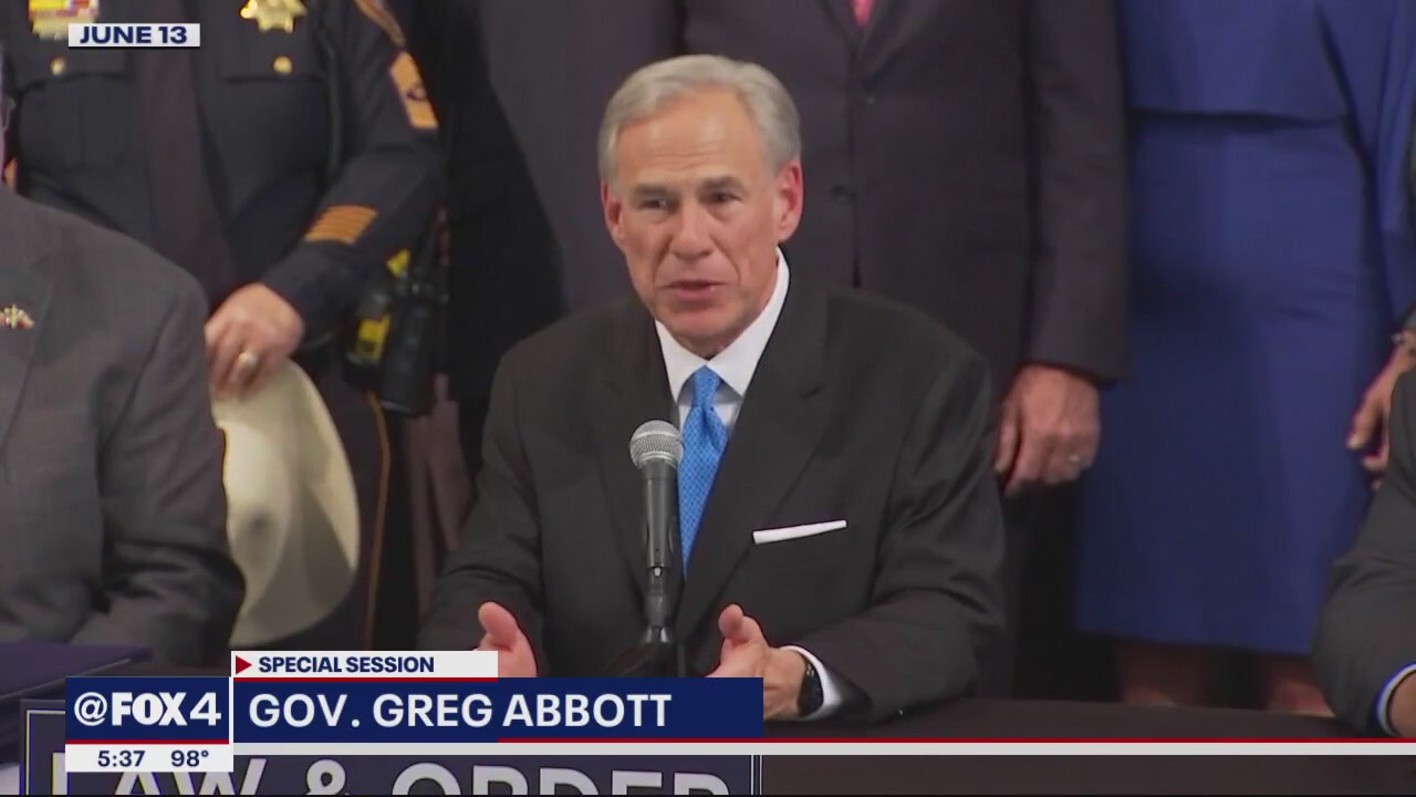 Abbott kills 76 bills sent to his desk by lawmakers
