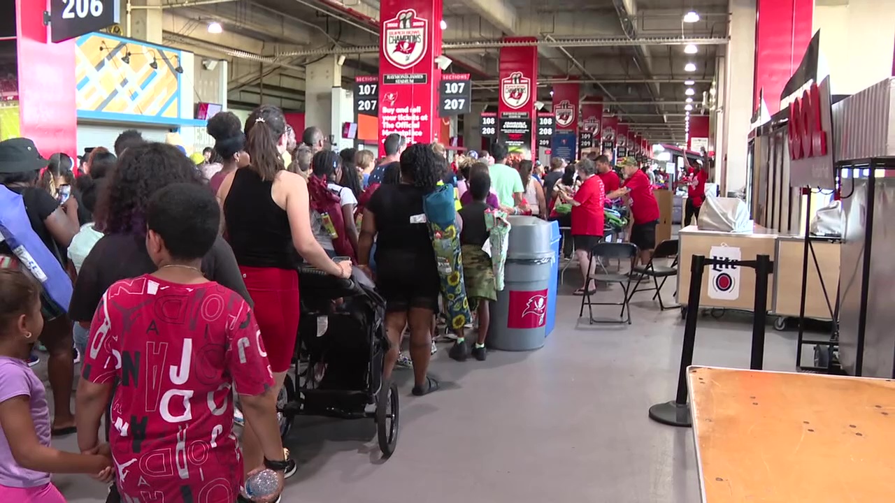 Largest back-to-school bash held in Tampa