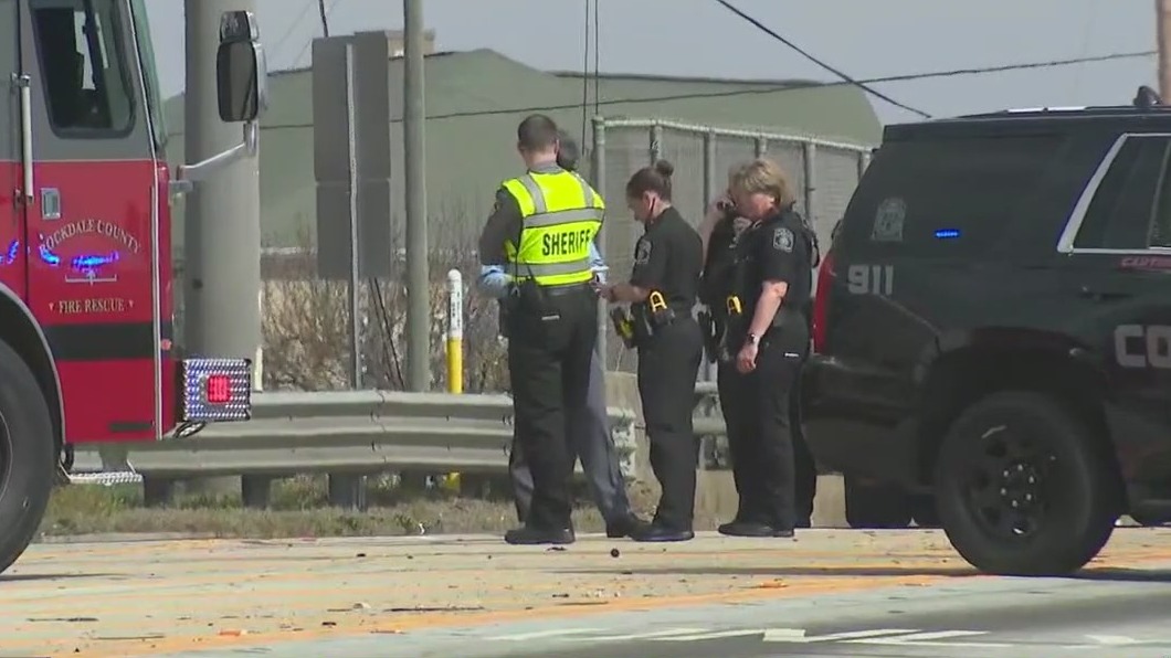 Conyers officer seriously injured in chase