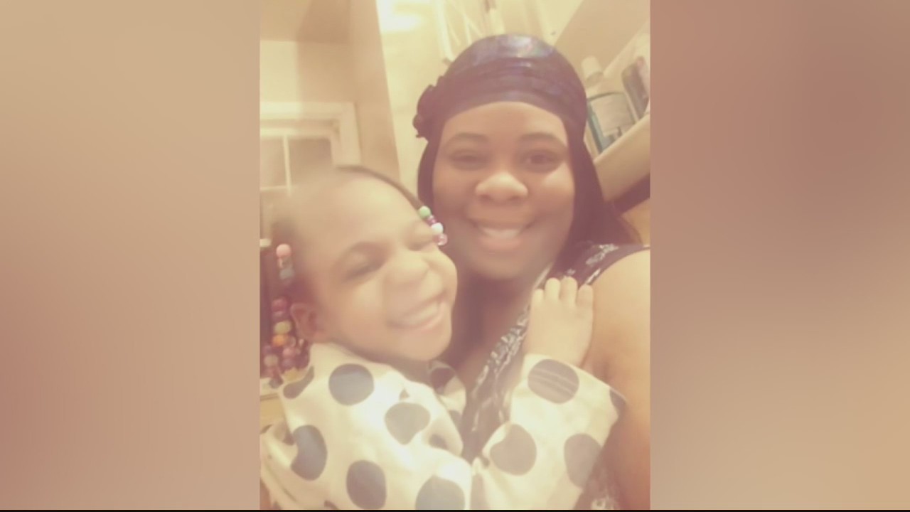 'Like a bad dream': Detroit mom wonders how 6-year-old girl wandered into deep end of Oakland County lake