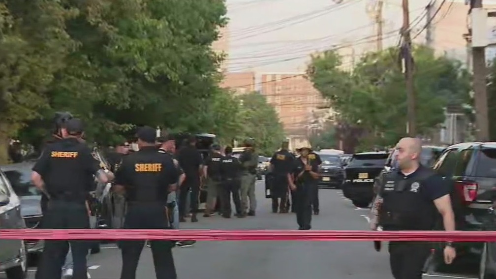 Police officer shot, injured in West New York, NJ