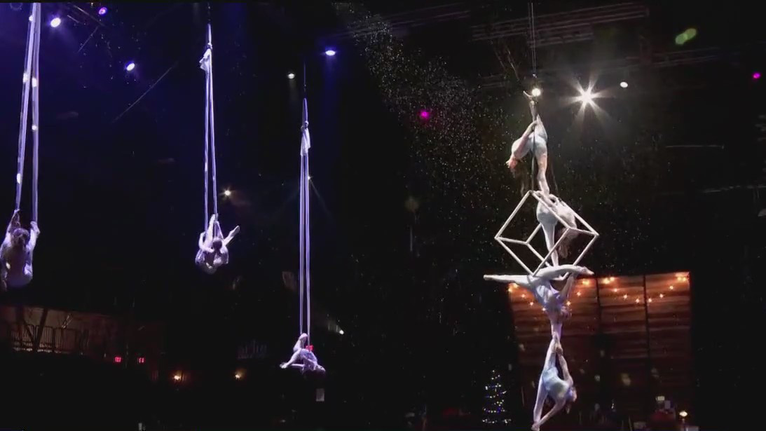Circus Juventas gets into the holiday spirit with new show