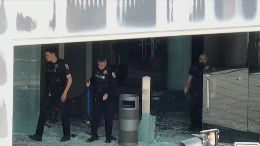 5 dead in shooting that was livestreamed at Louisville bank, police say