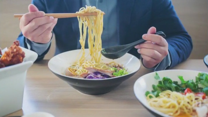 Sazan Ramen shows us what goes into their signature dish