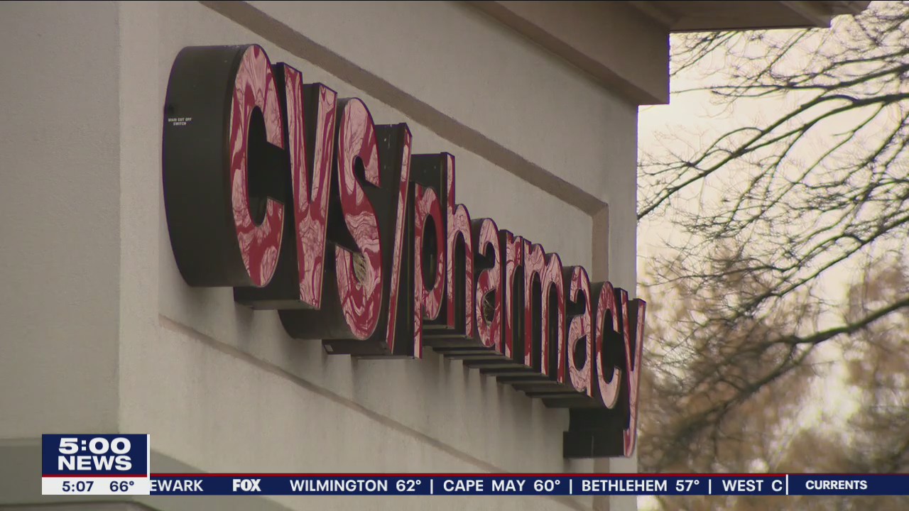 US drugstores squeezed by vaccine demand, staff shortages