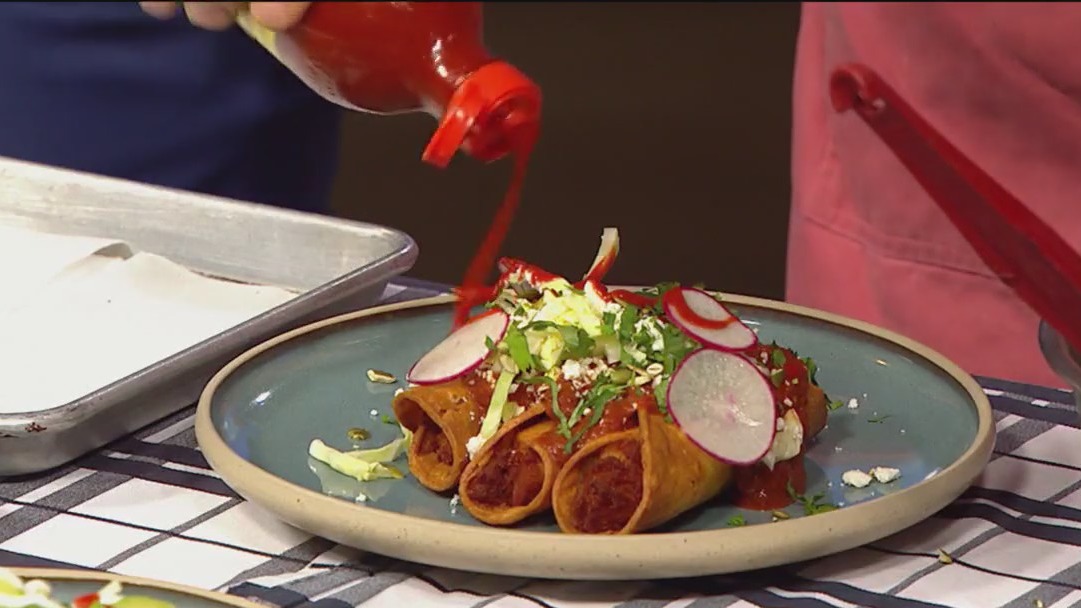 Thanksgiving leftovers: Making turkey tacos with The Oakville Grill & Cellar