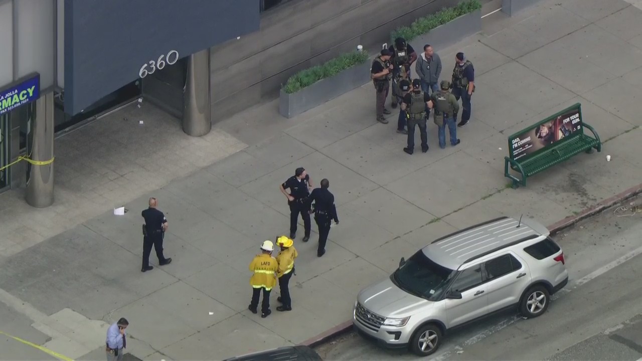 LAPD investigating deadly shooting possibly involving U.S. Marshals in Wilshire area