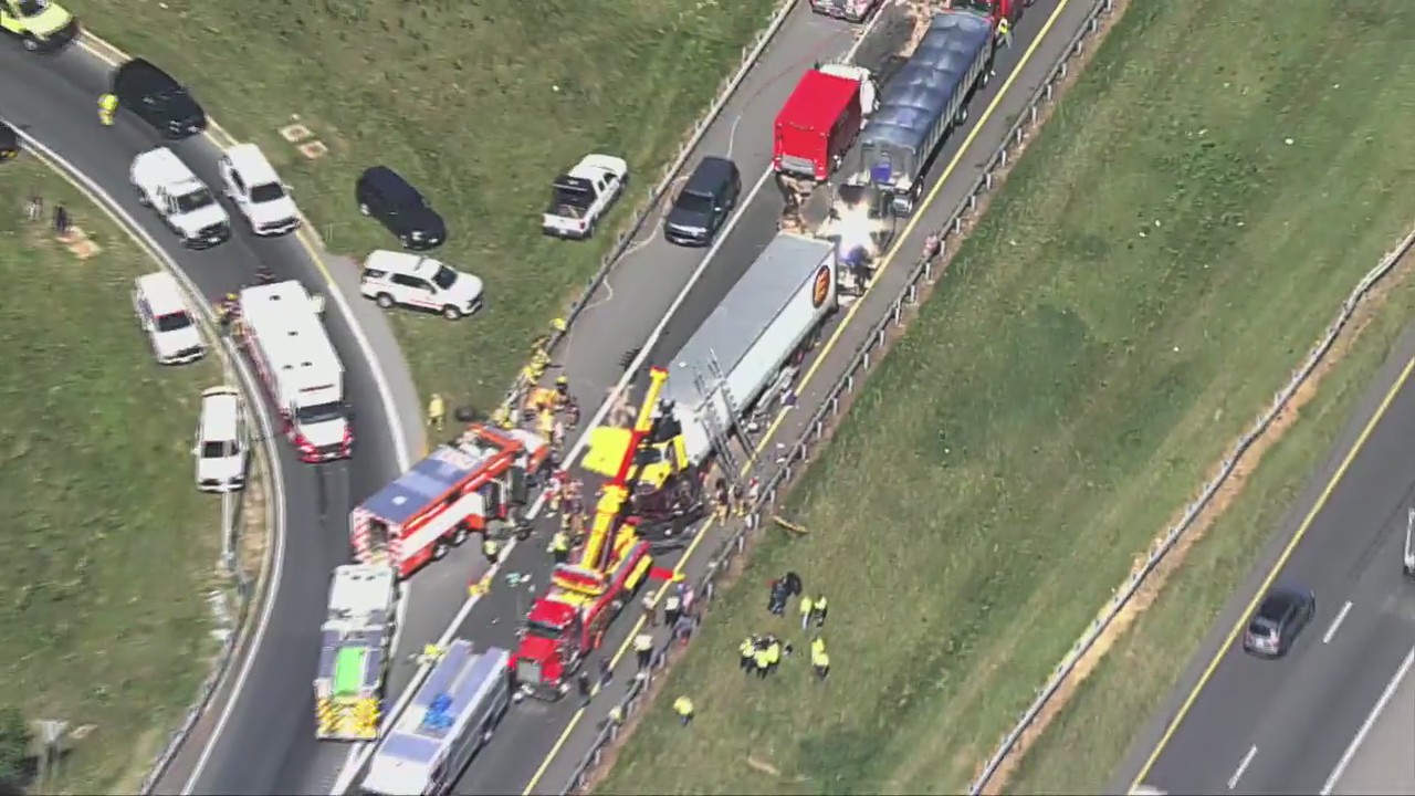 1 dead in multi-vehicle crash involving at least 4 tractor trailers in Hagerstown