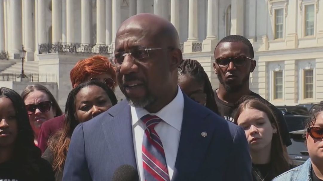 Georgia senator calls for end to gun violence