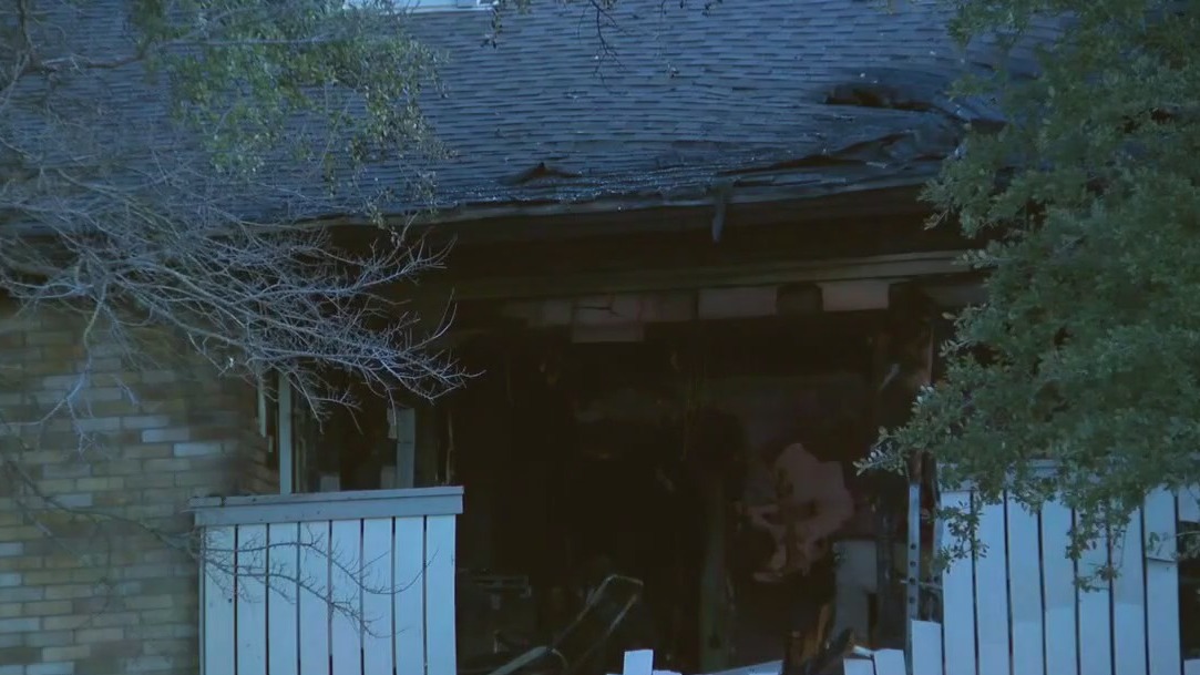 Family saved by air purifier in Austin fire