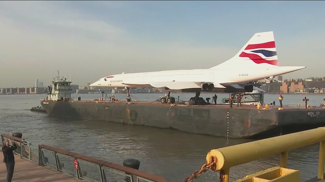 Celebrating Concorde's return home
