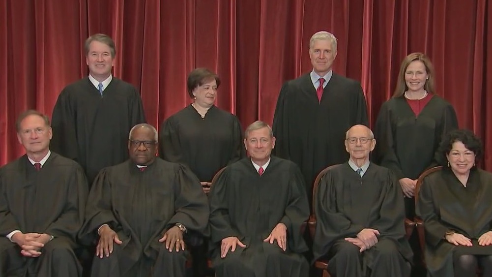 Supreme Court blocks President Biden's COVID-19 vaccine and testing requirements