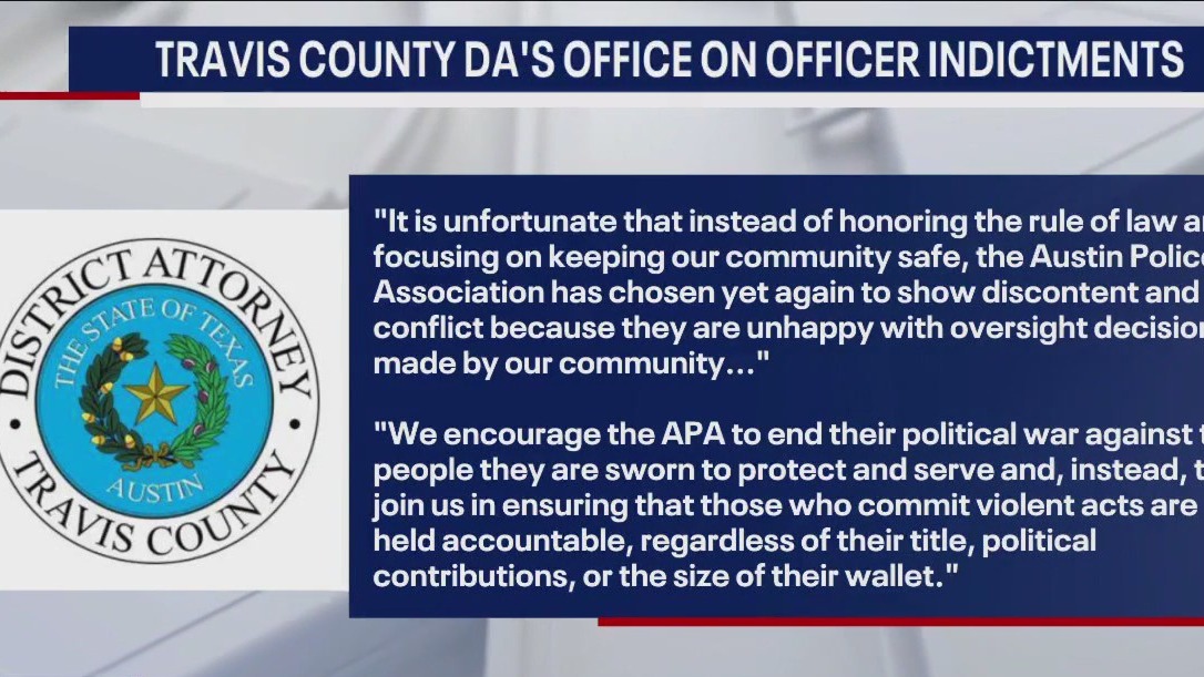 5 APD officers notified of indictments against them