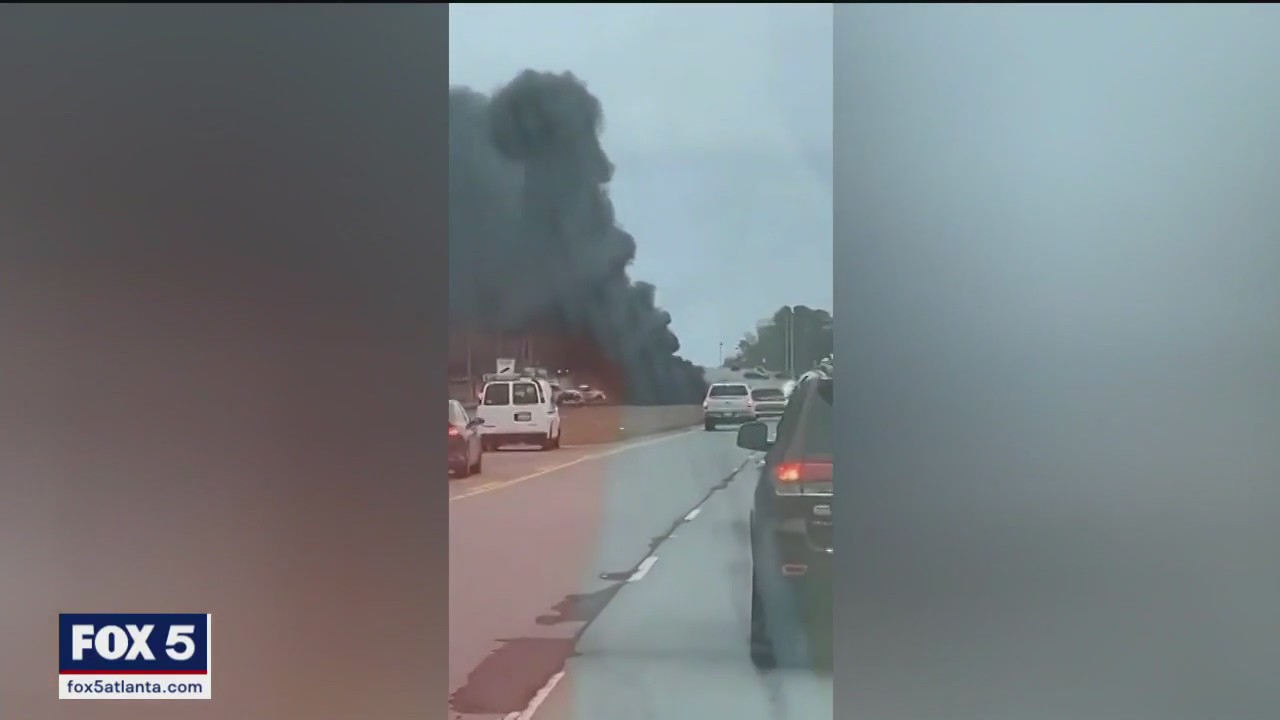 Black Hawk military helicopter crashes near Alabama highway, 2 dead: authorities