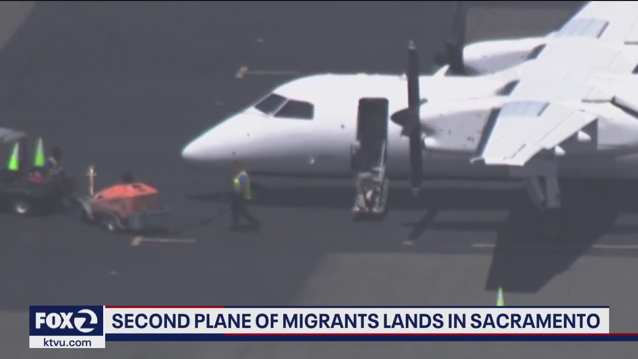 2nd flight transporting migrants arrives unexpectedly in California
