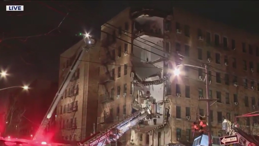 FDNY responds to partial building collapse in Morris Heights