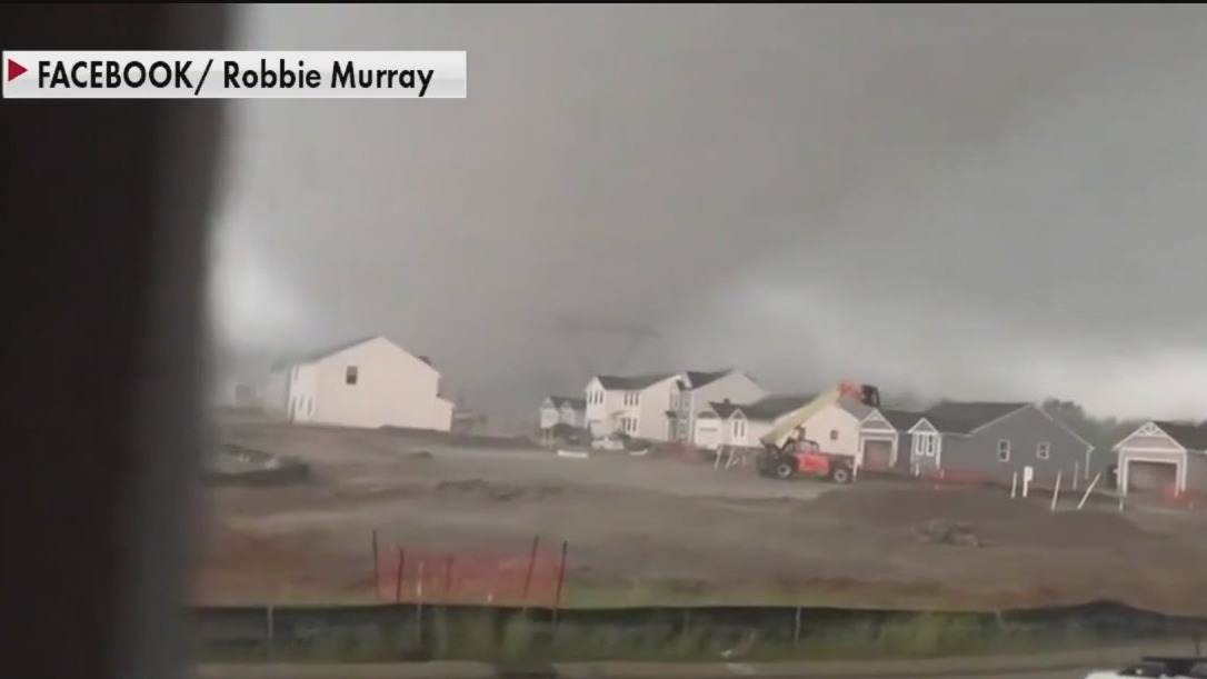 Tornadoes tear through Tennessee