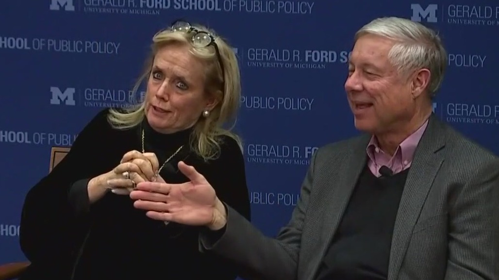 Former Michigan congressman backing third party effort