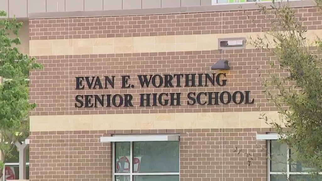Houston ISD students speaking out against potential state takeover