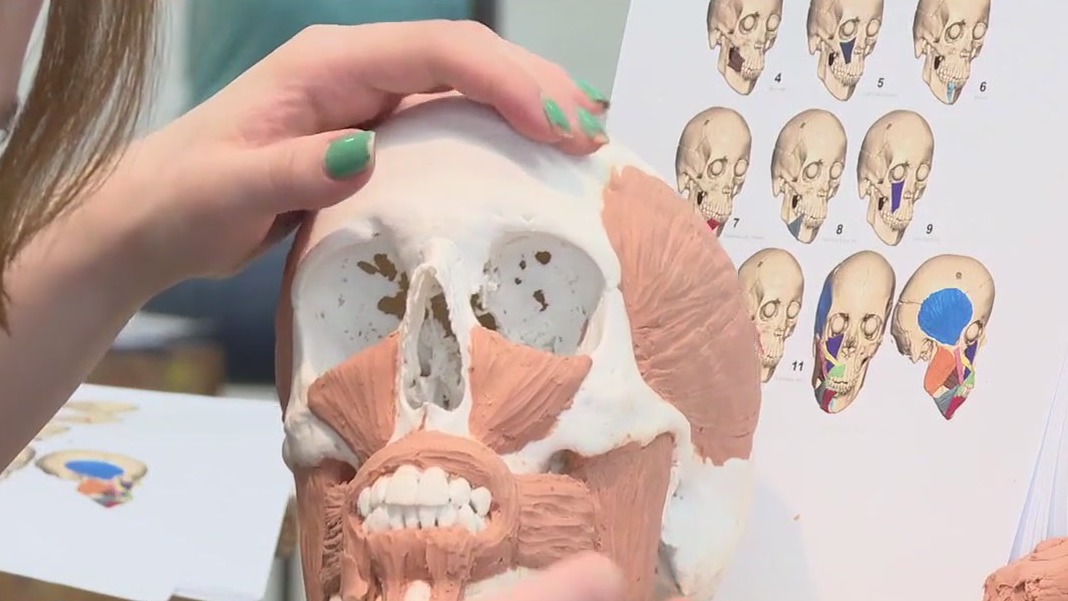Sarasota students help with forensic reconstruction