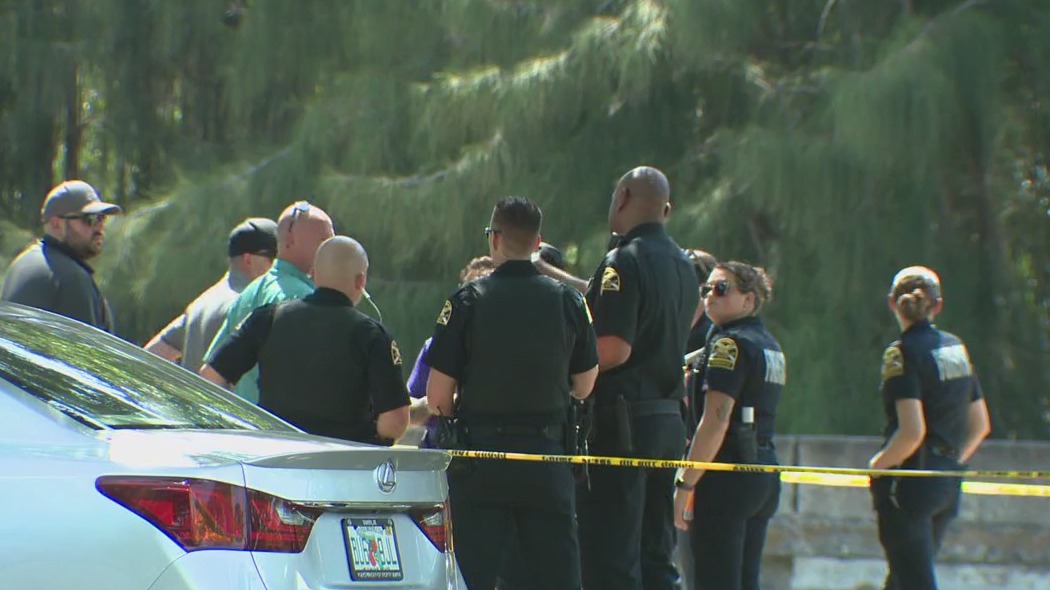 Man killed, teen injured in St. Pete shooting