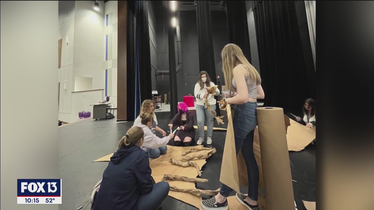 Theater students question double-standard in COVID cancellations