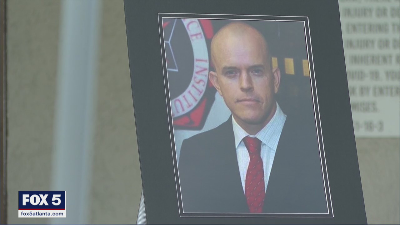 Forest Park honors deputy killed over the weekend