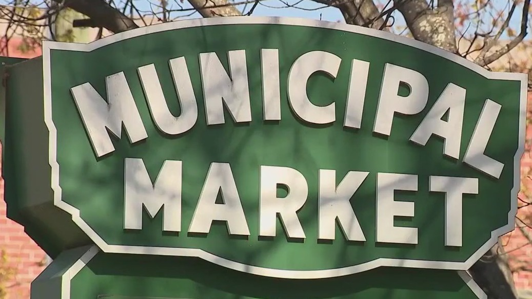 'Oversight' reveals famous downtown marketplace hasn't made lease/loan payments
