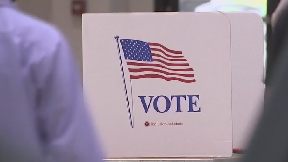 Democrats, Republicans make final push as Election Day approaches