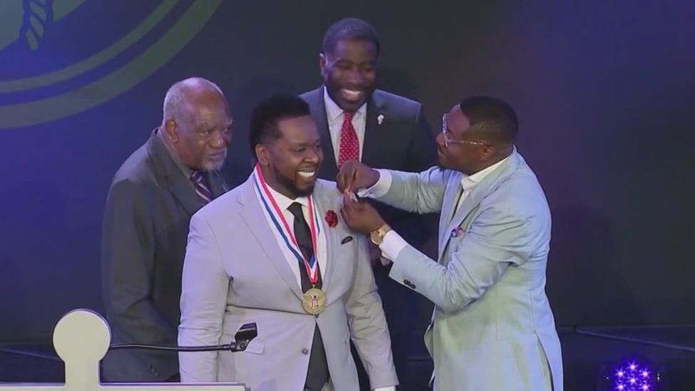 South Suburban philanthropist Early Walker honored with Presidential Lifetime Achievement award