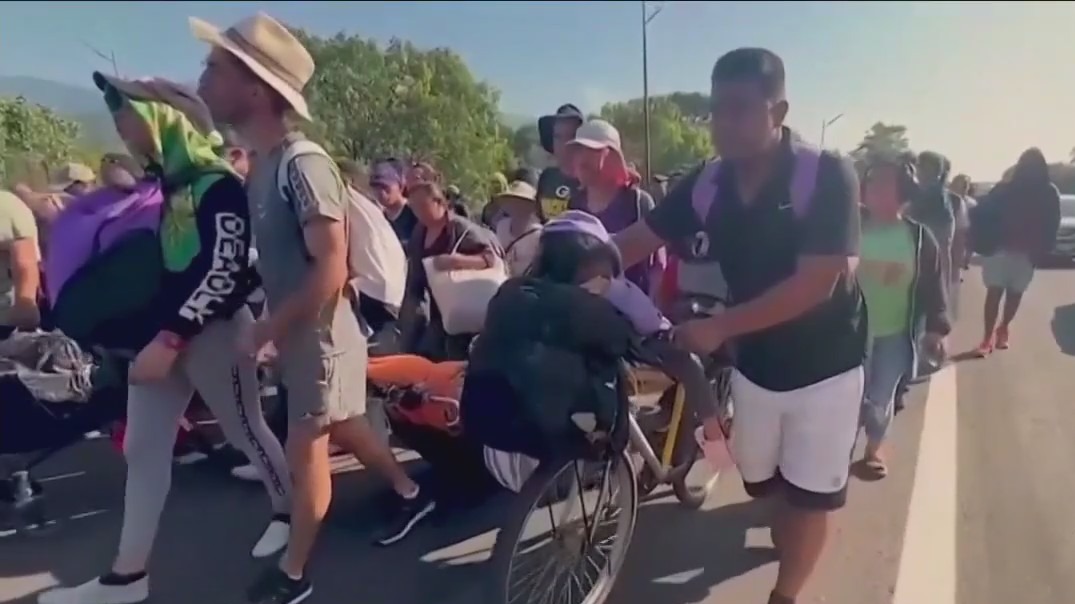 US, Mexico discuss surge in illegal border crossings