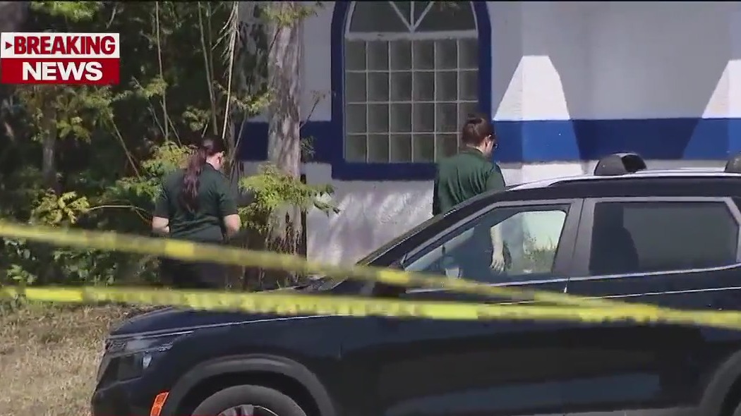 Child used Facetime to call for help after 4 bodies found in Florida home