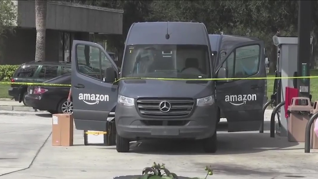 Shooting victim takes Amazon driver on wild ride, deputies say