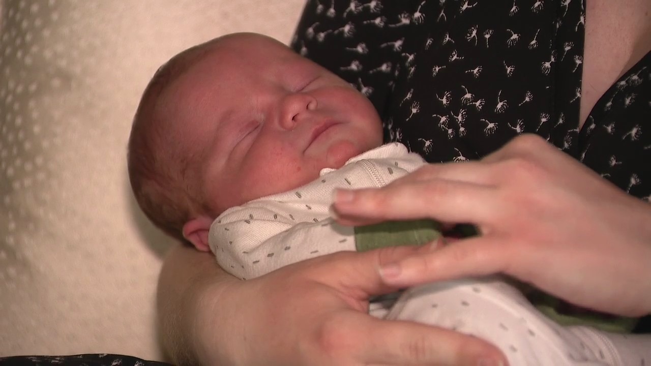 Farmington Hills first responders help deliver baby in parking lot