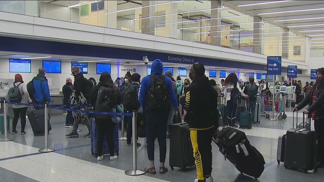 More flights canceled at LAX, airport nationwide as COVID-19 cases soar